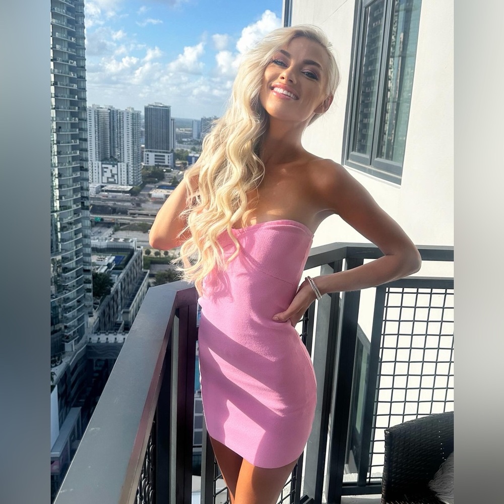 Elegant Pink Strapless Dress